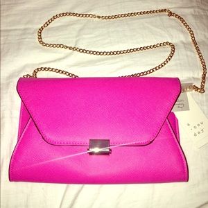 Crossbody purse